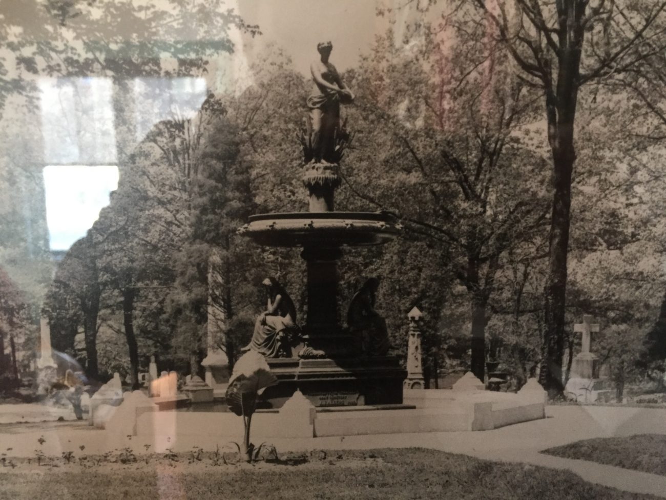 Old Gray Cemetery Fountain